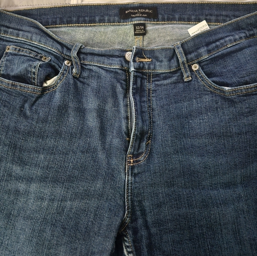 Banana Republic Women's Blue Jeans. Girlfriend Jean Size 32/14 - Picture 2 of 8